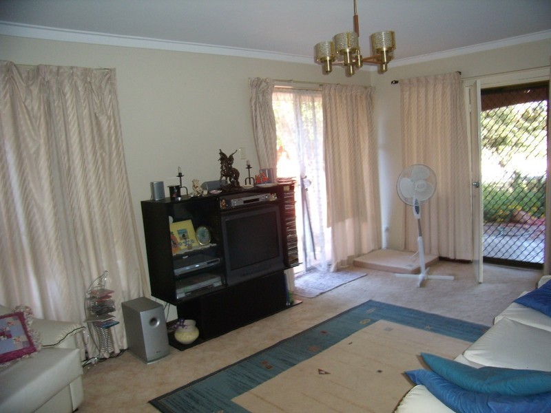 8 Macgregor Drive, Padbury WA 6025