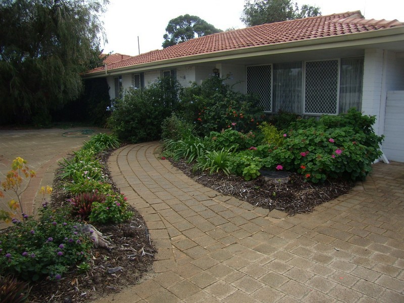 45 Leichhardt Avenue, Padbury WA 6025