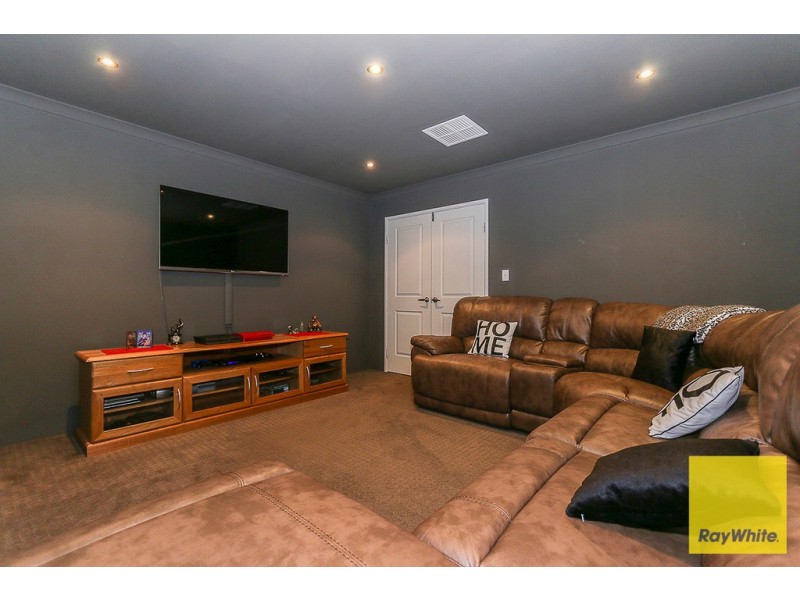 93 Bethwyn Circuit, Madeley WA 6065