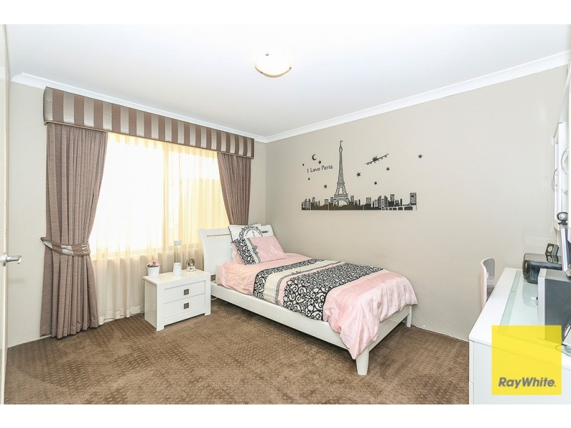 93 Bethwyn Circuit, Madeley WA 6065