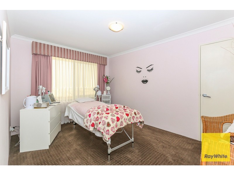 93 Bethwyn Circuit, Madeley WA 6065