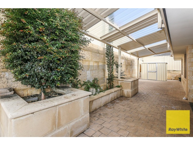 93 Bethwyn Circuit, Madeley WA 6065