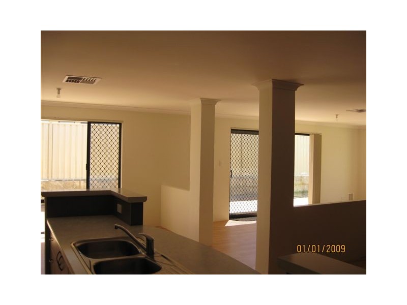 67 Yandella Promenade, Tapping WA 6065