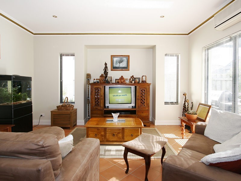 4/20 Coolangatta Retreat, Hillarys WA 6025