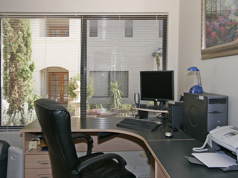 4/20 Coolangatta Retreat, Hillarys WA 6025