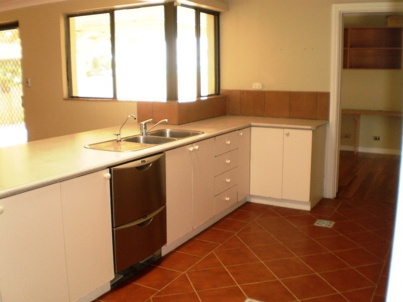 21 Gunida Street, Mullaloo WA 6027