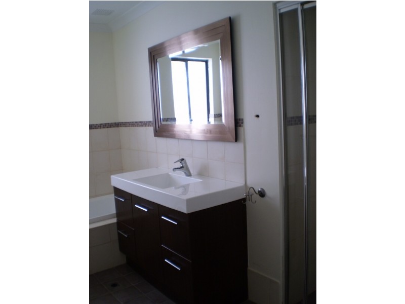 21 Gunida Street, Mullaloo WA 6027