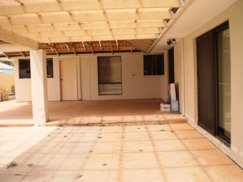 21 Gunida Street, Mullaloo WA 6027