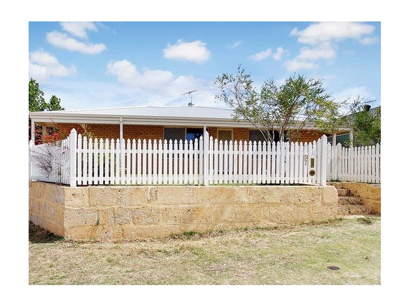 57 Dalvik Avenue, Merriwa WA 6030