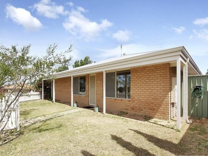 57 Dalvik Avenue, Merriwa WA 6030