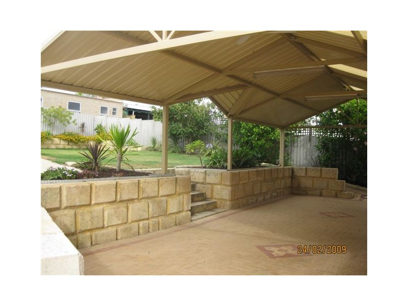 10 Graphic Way, Beldon WA 6027