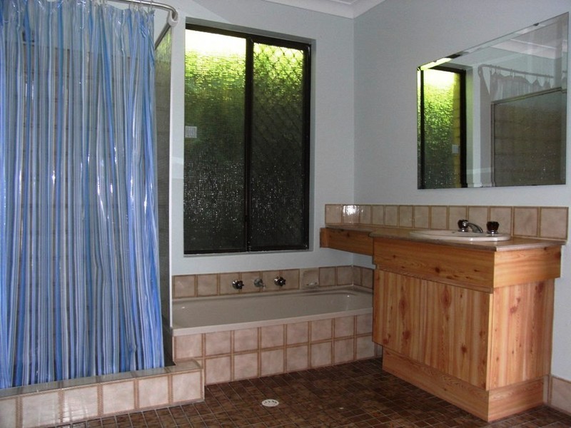 46 Bridgewater Drive, Kallaroo WA 6025