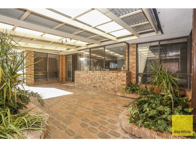 12 Liwara Place, Greenwood WA 6024