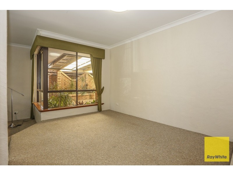 12 Liwara Place, Greenwood WA 6024