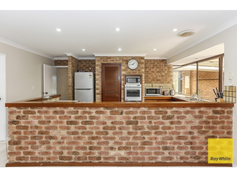 12 Liwara Place, Greenwood WA 6024