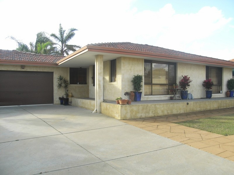 36 Nautical Grove, Beldon WA 6027