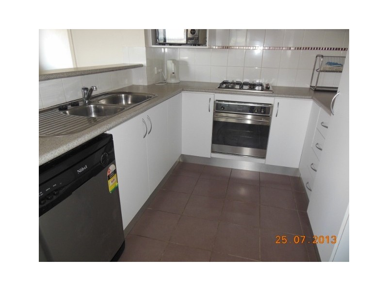 24/1 Spinebill Loop, Joondalup WA 6027