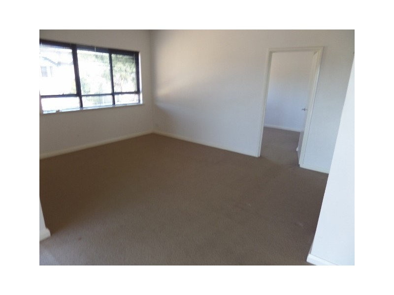 24/1 Spinebill Loop, Joondalup WA 6027