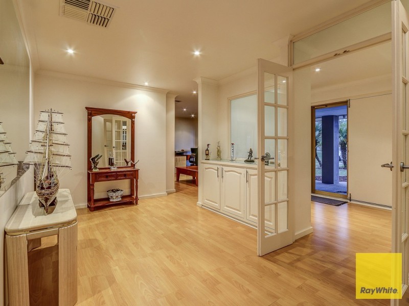 4 The Haven, Ballajura WA 6066