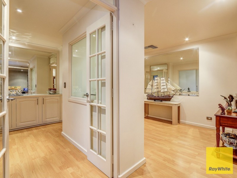4 The Haven, Ballajura WA 6066