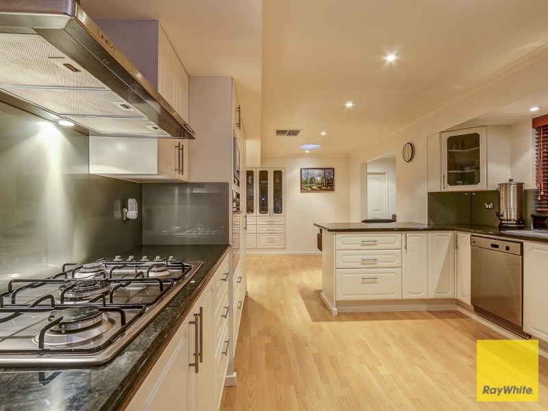 4 The Haven, Ballajura WA 6066