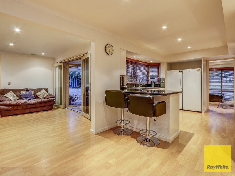4 The Haven, Ballajura WA 6066