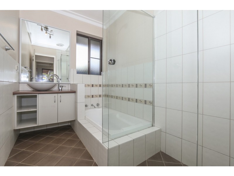 14 Methuen Way, Duncraig WA 6023