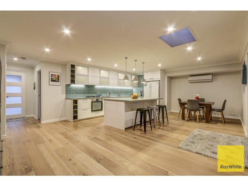 15 Fraser Way, Padbury WA 6025