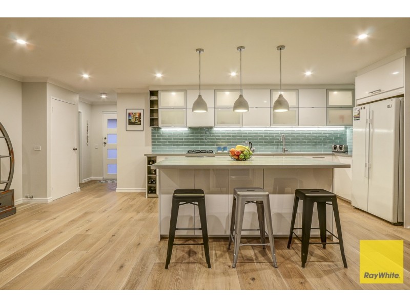 15 Fraser Way, Padbury WA 6025