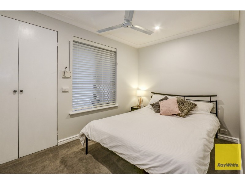 15 Fraser Way, Padbury WA 6025