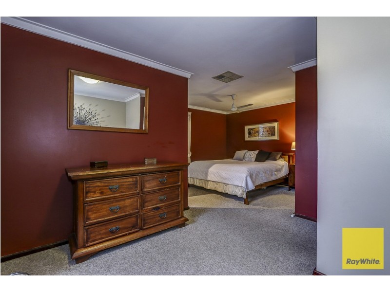 89 The Crest, Woodvale WA 6026