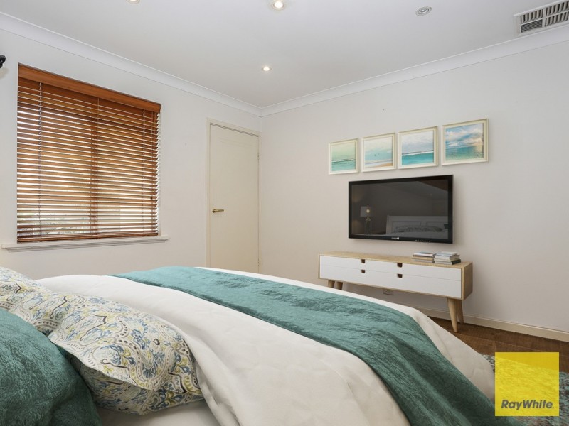 10 Bernedale Way, Duncraig WA 6023