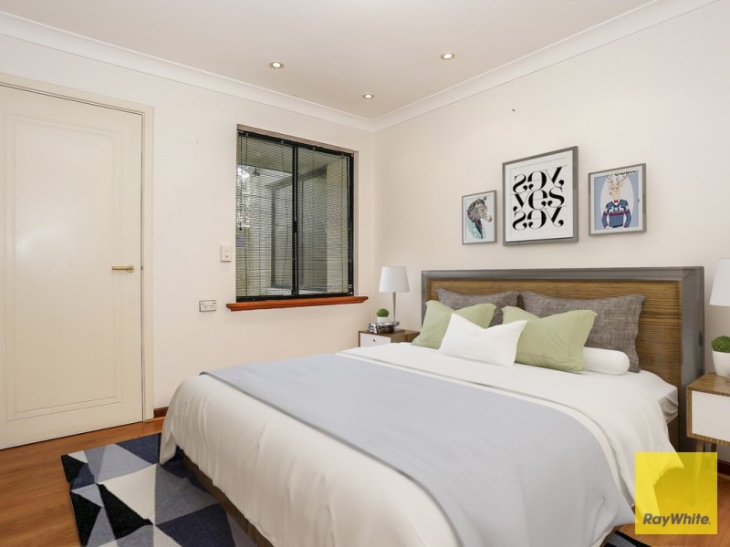 10 Bernedale Way, Duncraig WA 6023