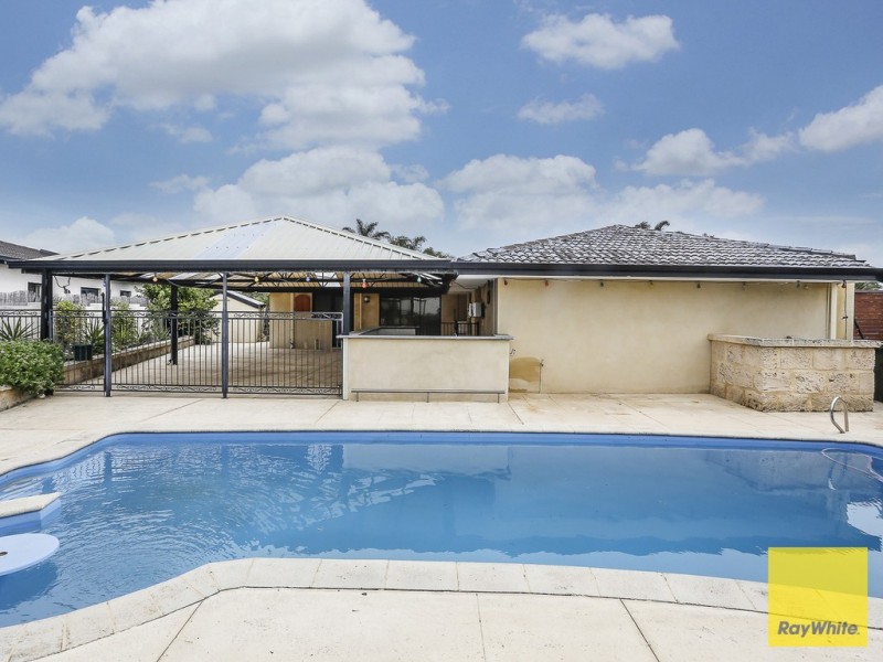 10 Bernedale Way, Duncraig WA 6023