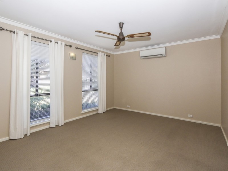 22 Mackay Way, Hillarys WA 6025