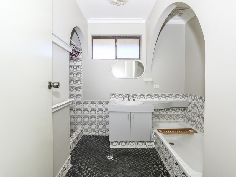 22 Mackay Way, Hillarys WA 6025