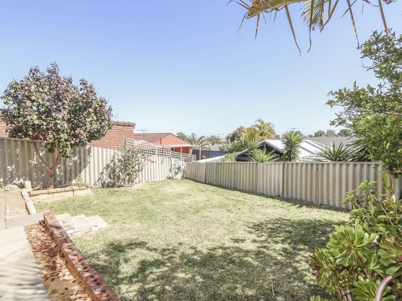 22 Mackay Way, Hillarys WA 6025
