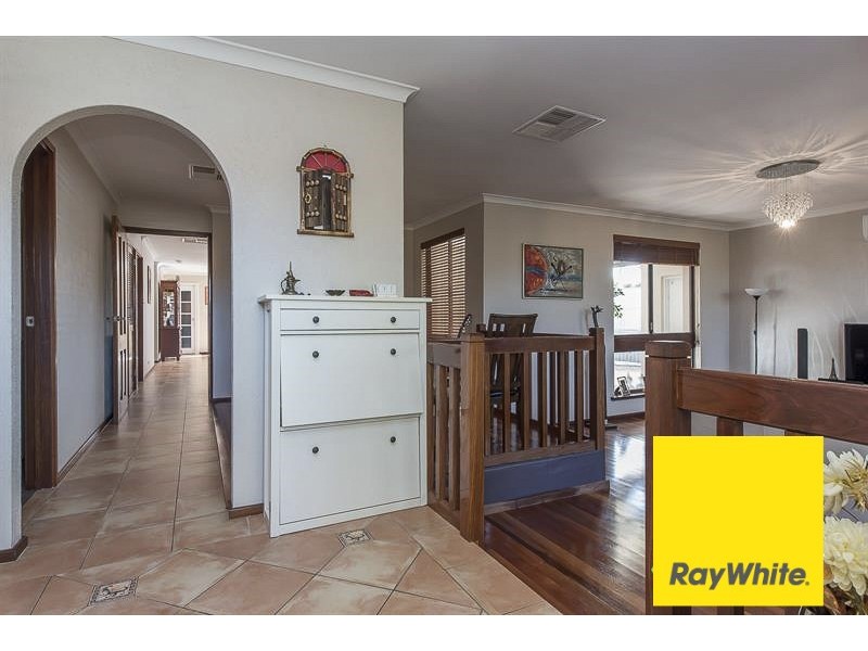 32 Castlefern Way, Duncraig WA 6023