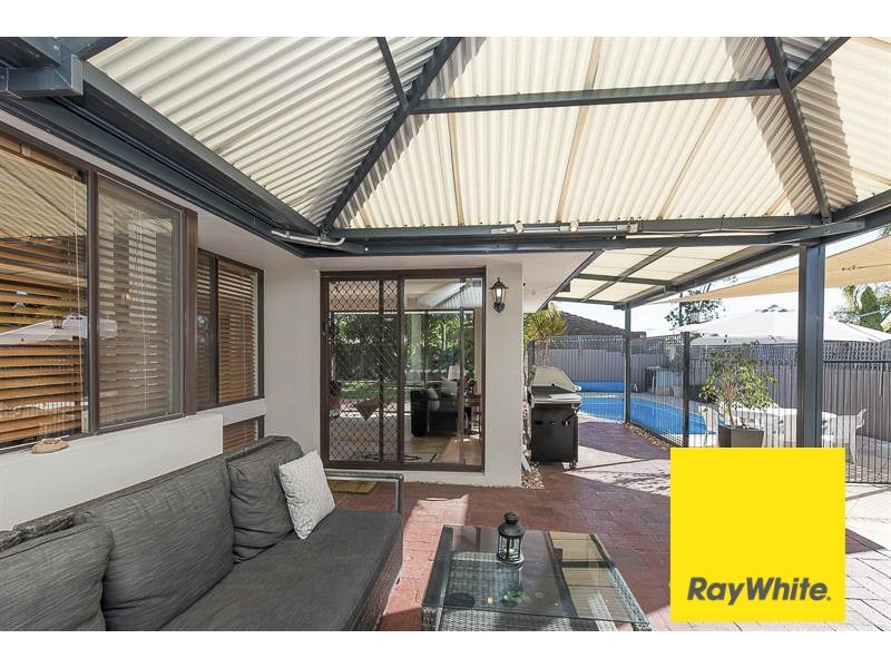 32 Castlefern Way, Duncraig WA 6023