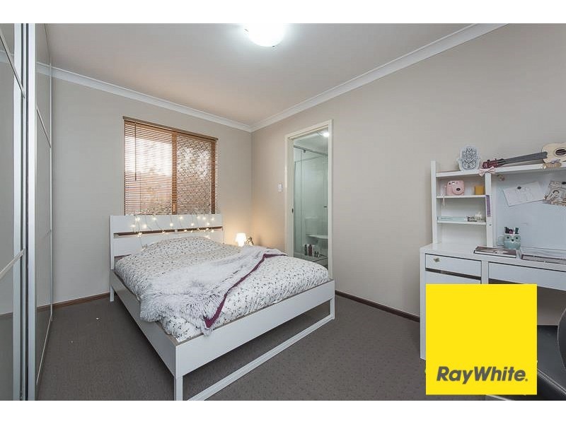 32 Castlefern Way, Duncraig WA 6023