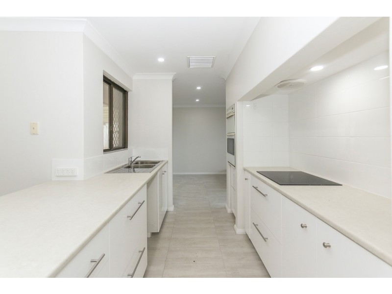 73 Warrandyte Drive, Craigie WA 6025