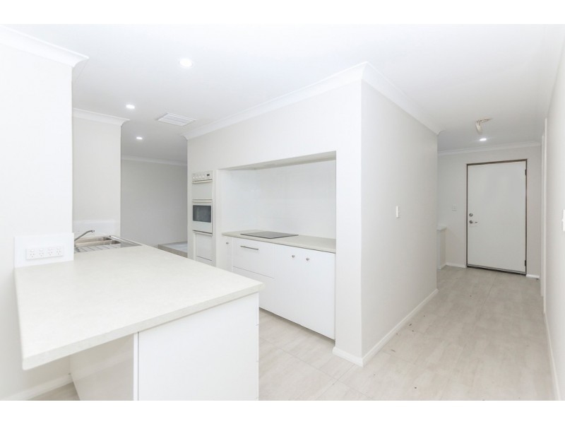 73 Warrandyte Drive, Craigie WA 6025