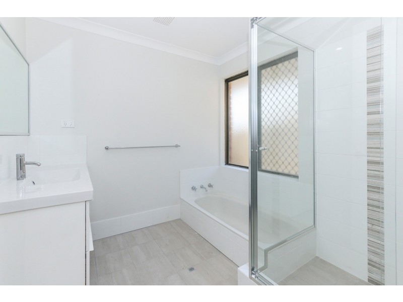 73 Warrandyte Drive, Craigie WA 6025