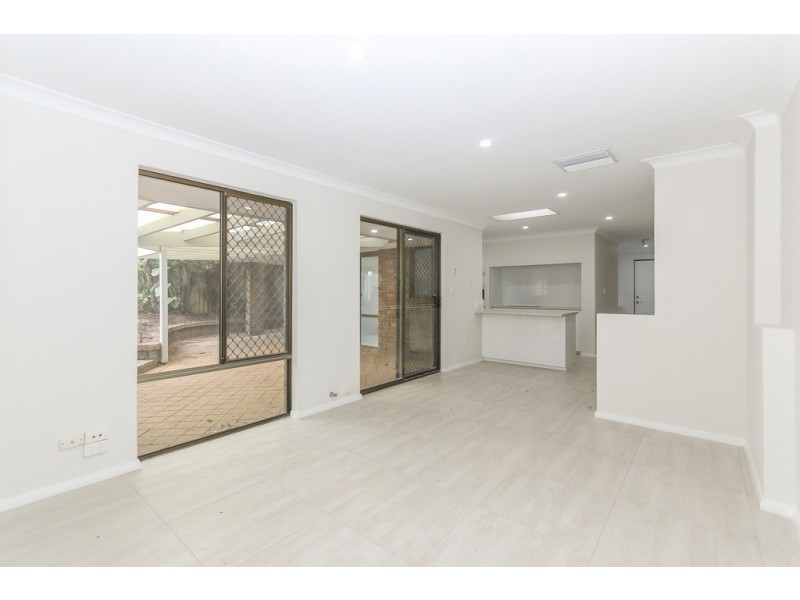 73 Warrandyte Drive, Craigie WA 6025