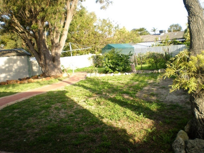 36 Camberwarra Drive, Craigie WA 6025
