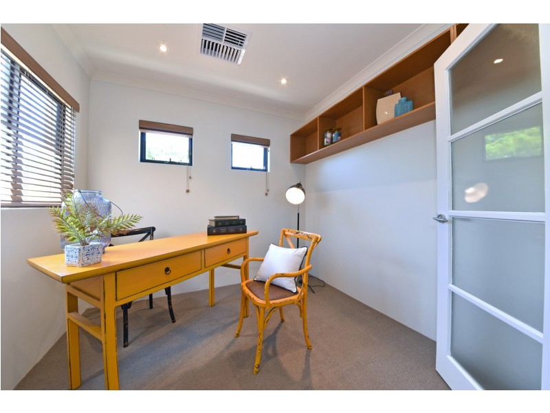 13a Somerton Road, Karrinyup WA 6018