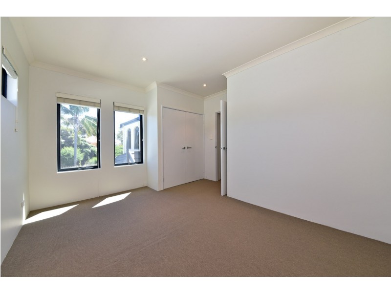 13a Somerton Road, Karrinyup WA 6018