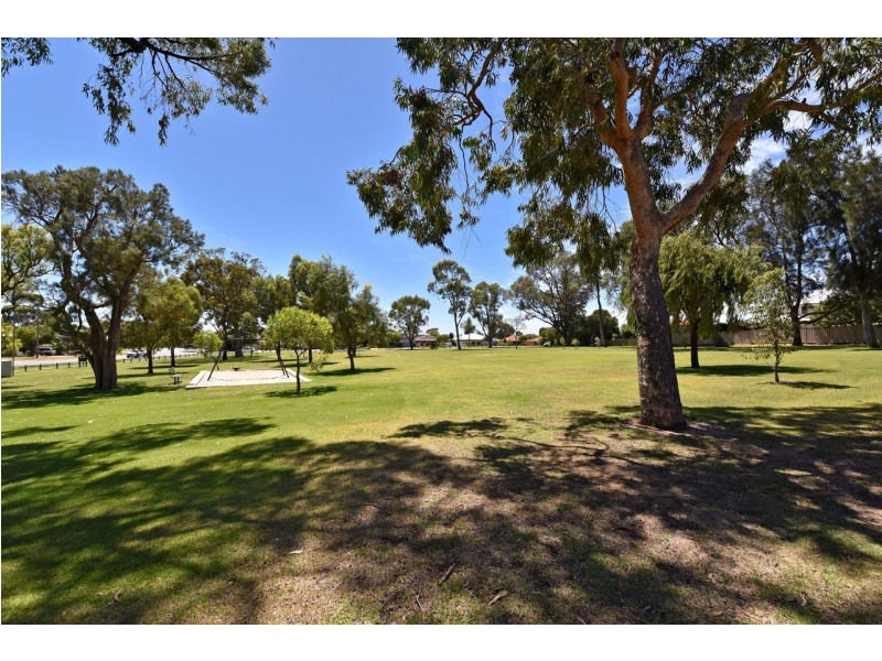 13a Somerton Road, Karrinyup WA 6018