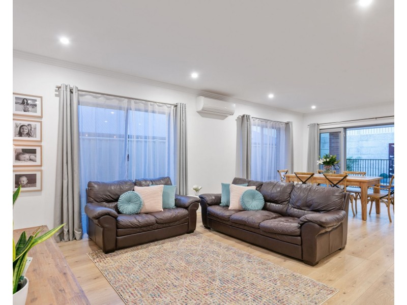 20 Framton Way, Madeley WA 6065