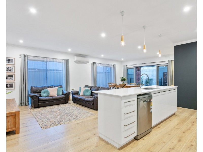 20 Framton Way, Madeley WA 6065